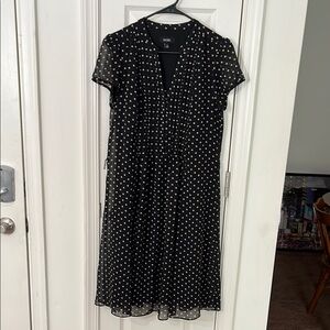 MSK Black and White Flutter Sleeve V-Neck Midi Dress Size 10
